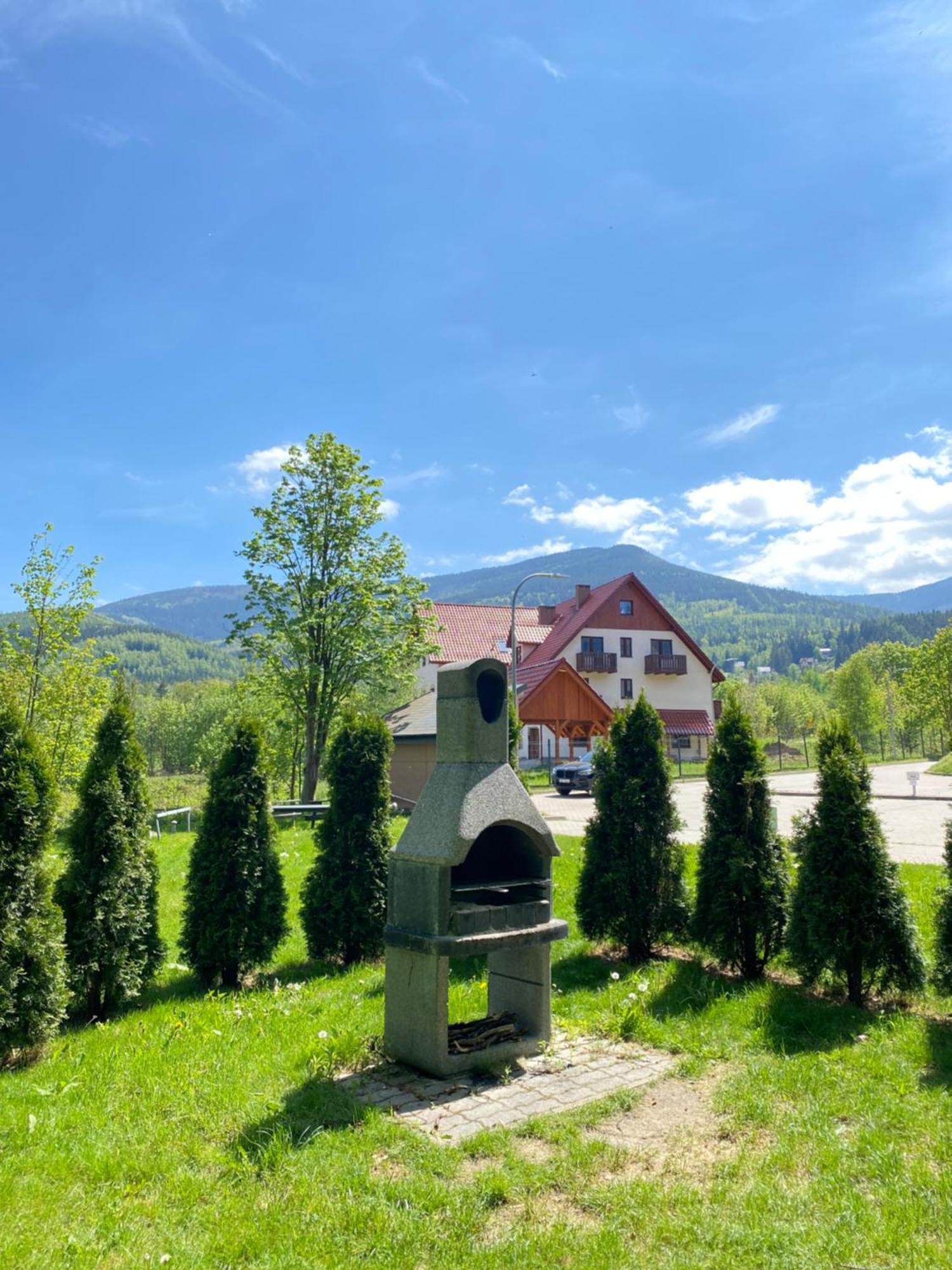 Wonder Home - Apartamenty W Malowniczej Okolicy, Z Balkonami I Widokiem Na Gory Karpacz Esterno foto